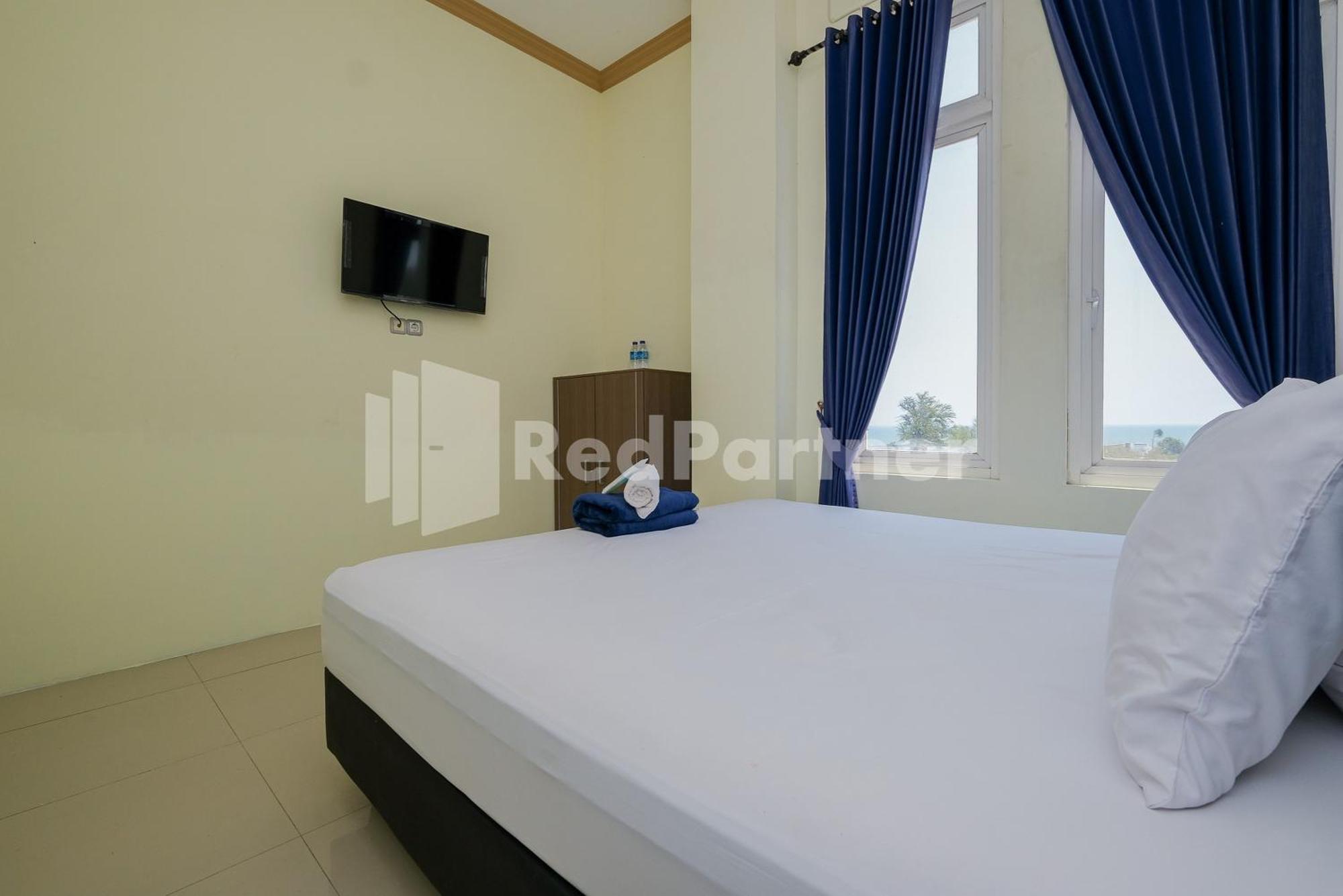 Grand Kencana Guesthouse Syariah Near Wisata Bahari Lamongan Paciran Exterior photo